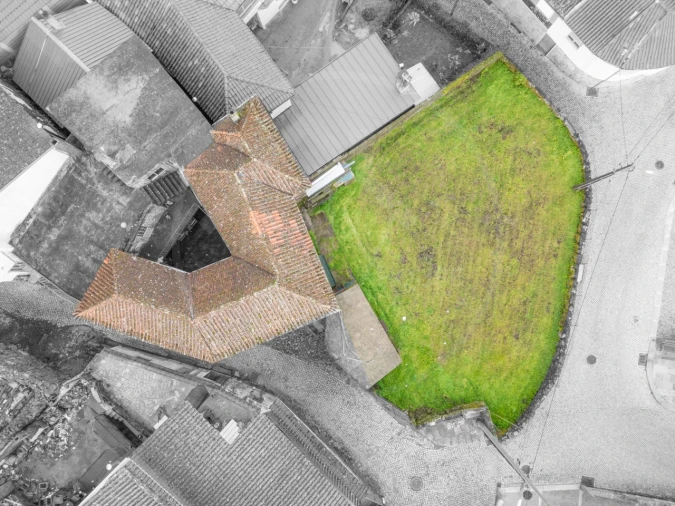 Moradia T4 para Venda em Sabroso de Aguiar Foto 5