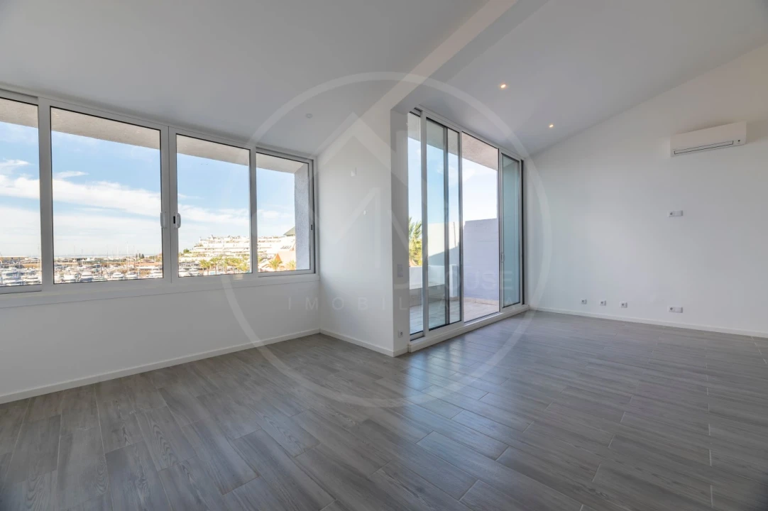 Apartamento T3 para Venda em Quarteira Foto 7