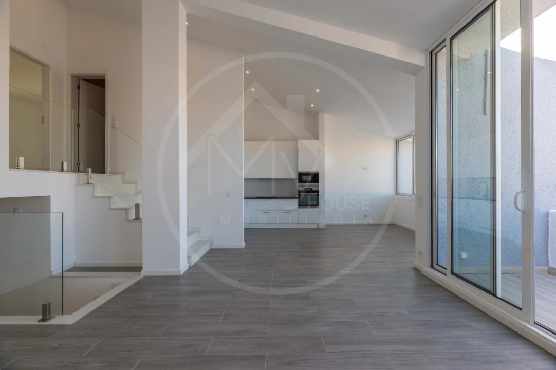 Apartamento T3 para Venda em Quarteira Foto 19