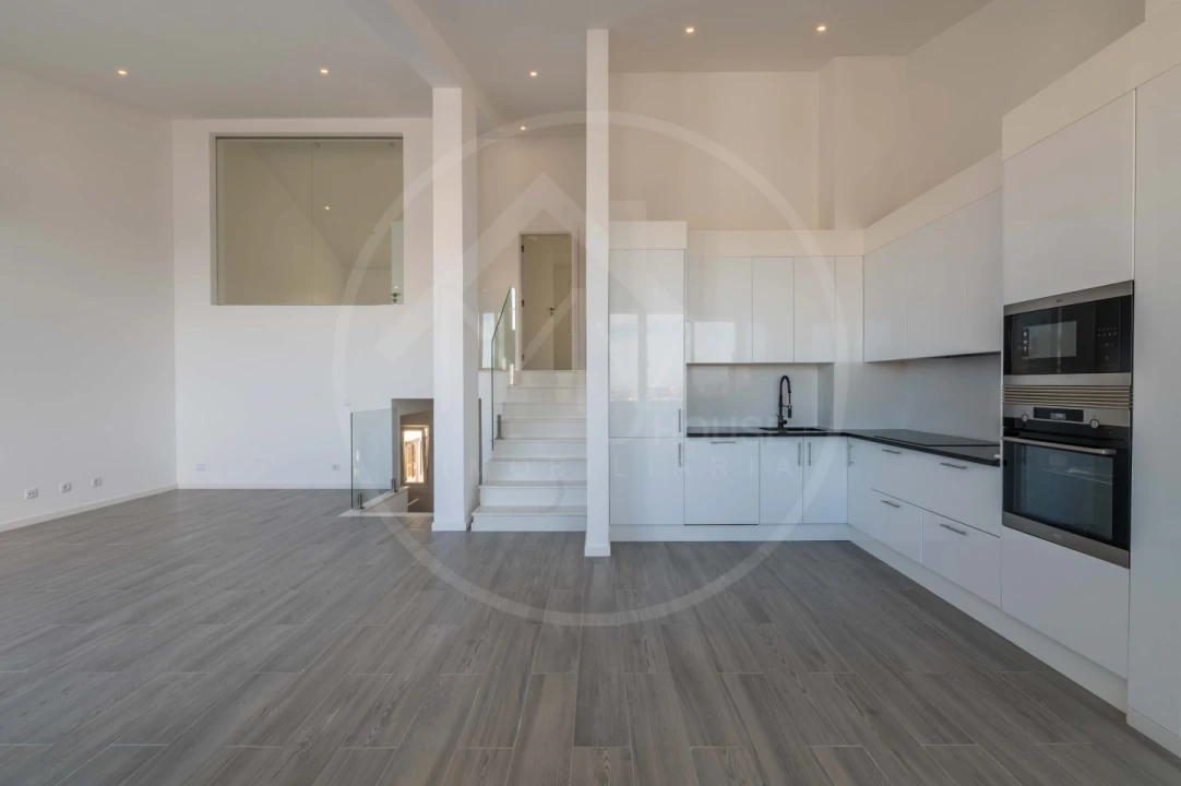 Apartamento T3 para Venda em Quarteira Foto 22