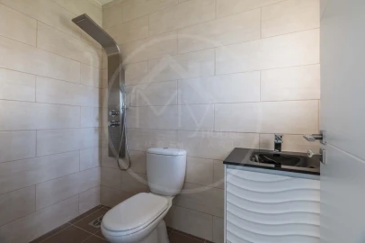 Apartamento T3 para Venda em Quarteira