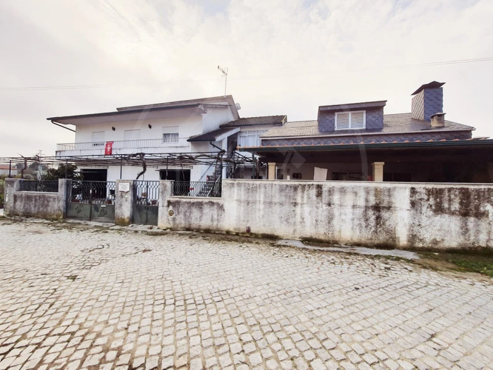 Quinta T4 para Venda em Valpaços e Sanfins Foto 1