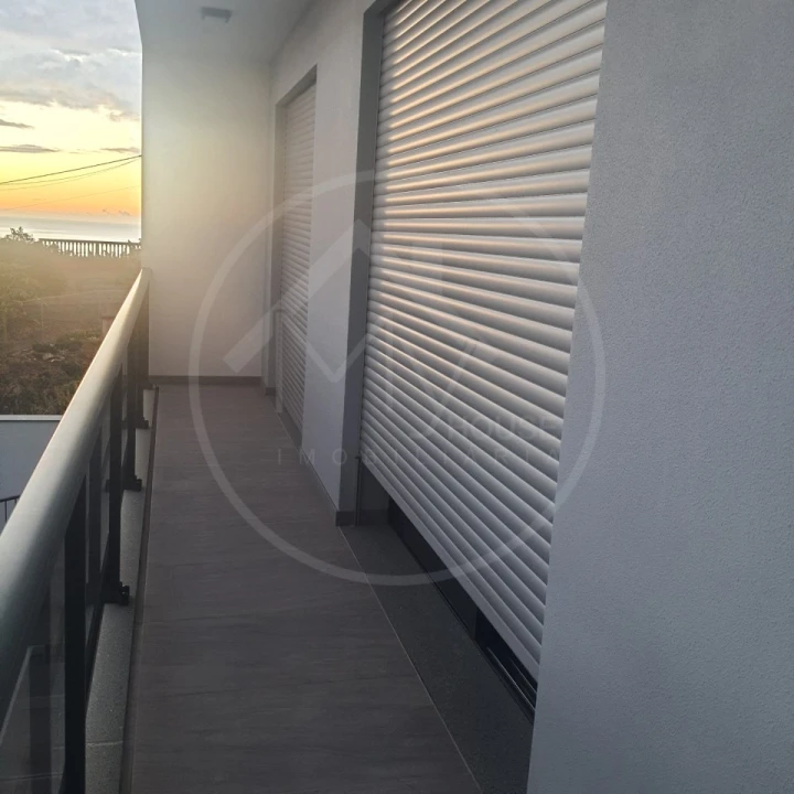 Moradia T4 para Venda em Estreito da Calheta Foto 27