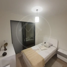 Moradia T4 para Venda em Estreito da Calheta