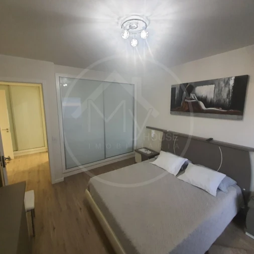 Moradia T4 para Venda em Estreito da Calheta Foto 12