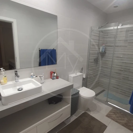 Moradia T4 para Venda em Estreito da Calheta Foto 15