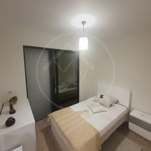 Moradia T4 para Venda em Estreito da Calheta Foto 16