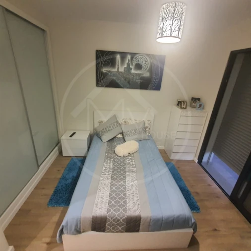 Moradia T4 para Venda em Estreito da Calheta Foto 17