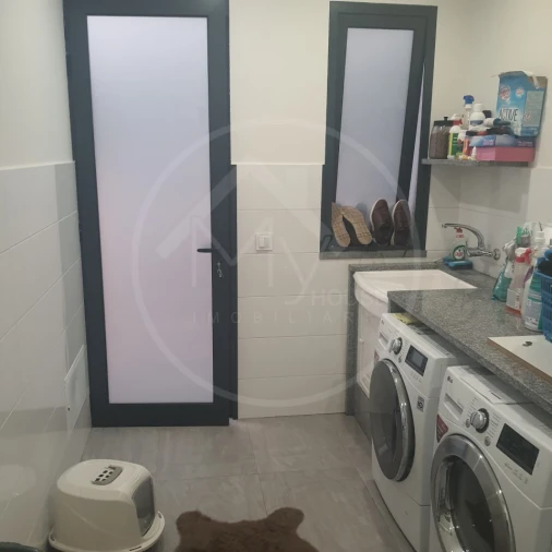 Moradia T4 para Venda em Estreito da Calheta Foto 20