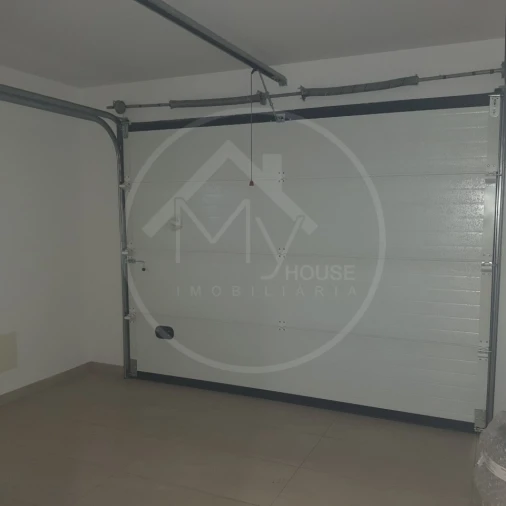 Moradia T4 para Venda em Estreito da Calheta Foto 22