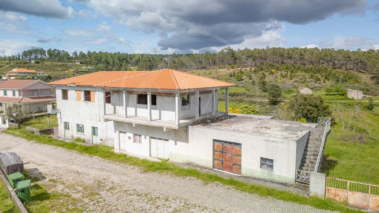 Moradia para Venda em Tresminas Foto 1