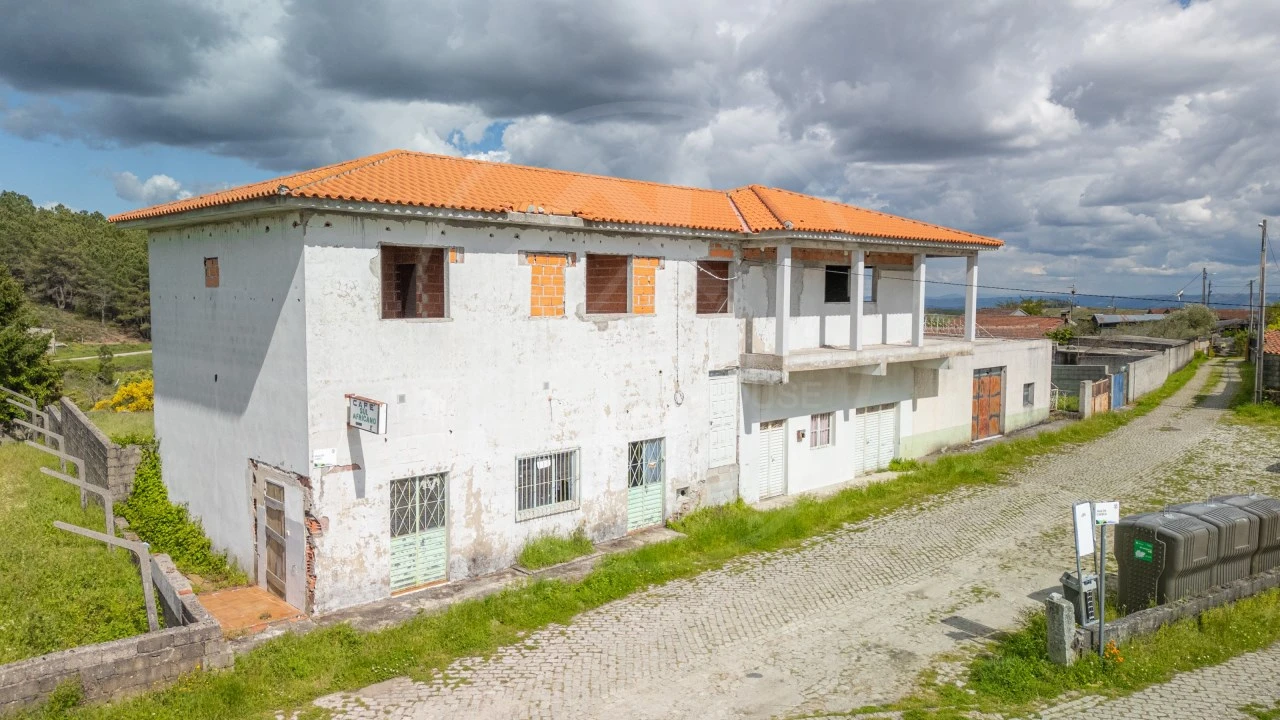 Moradia para Venda em Tresminas Foto 4