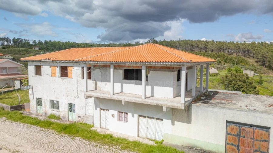 Moradia para Venda em Tresminas Foto 2