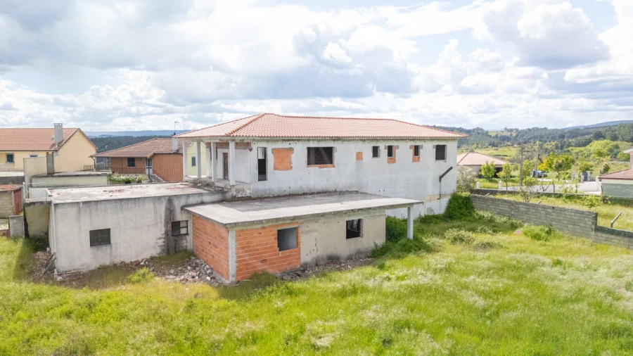 Moradia para Venda em Tresminas Foto 6