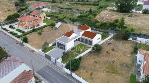 Terreno para Venda em Santa Maria e São Miguel, São Martinho, São Pedro Penaferrim