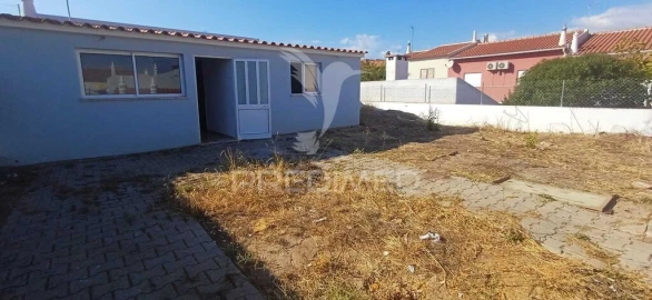 Moradia T3 para Venda em São Bartolomeu de Messines
