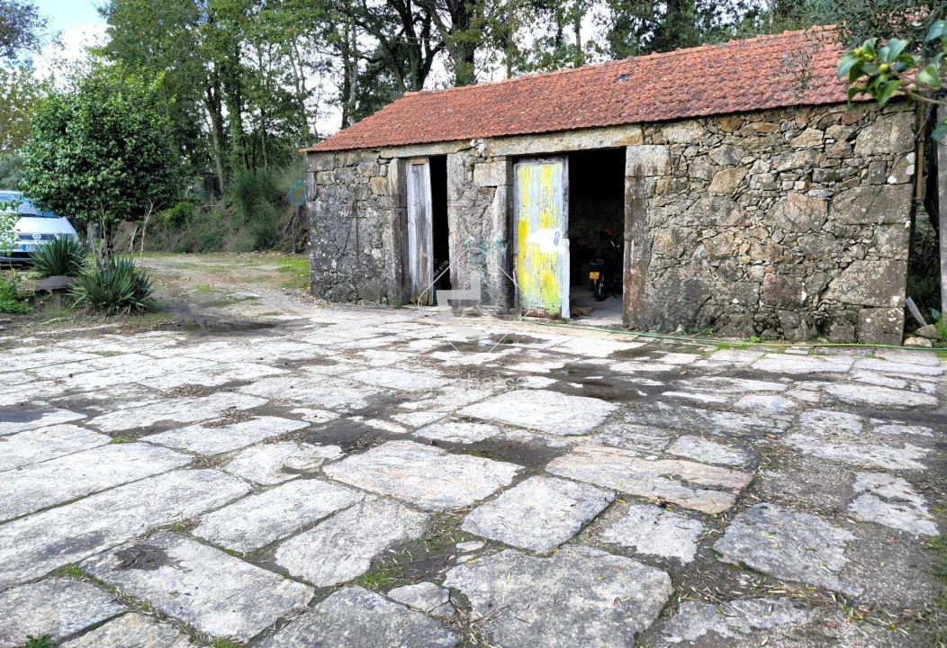 Moradia T3 para Venda em Agualonga Foto 5