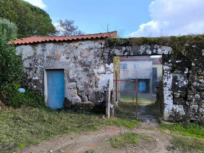 Moradia T3 para Venda em Agualonga Foto 1