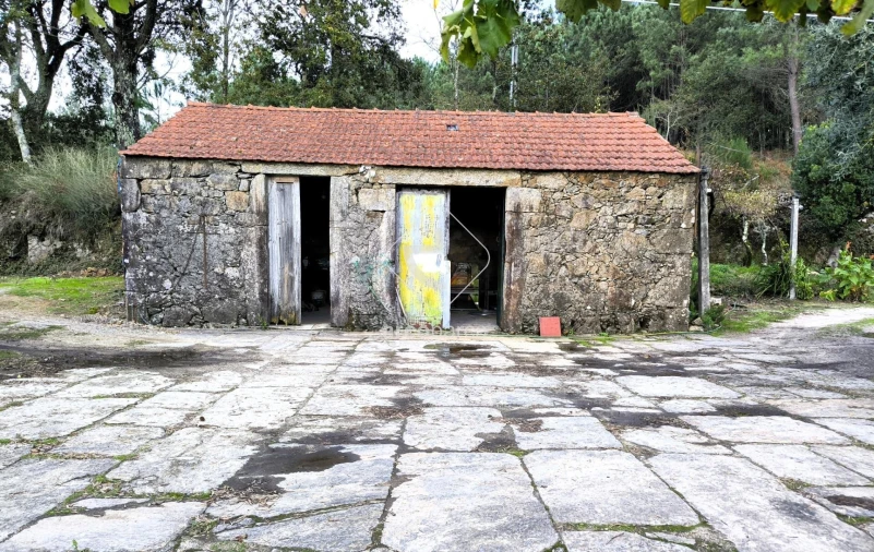 Moradia T3 para Venda em Agualonga Foto 30