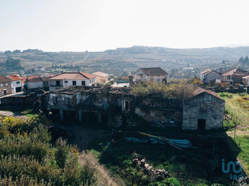 Moradia T16 para Venda em Cepões, Meijinhos e Melcões Foto 14