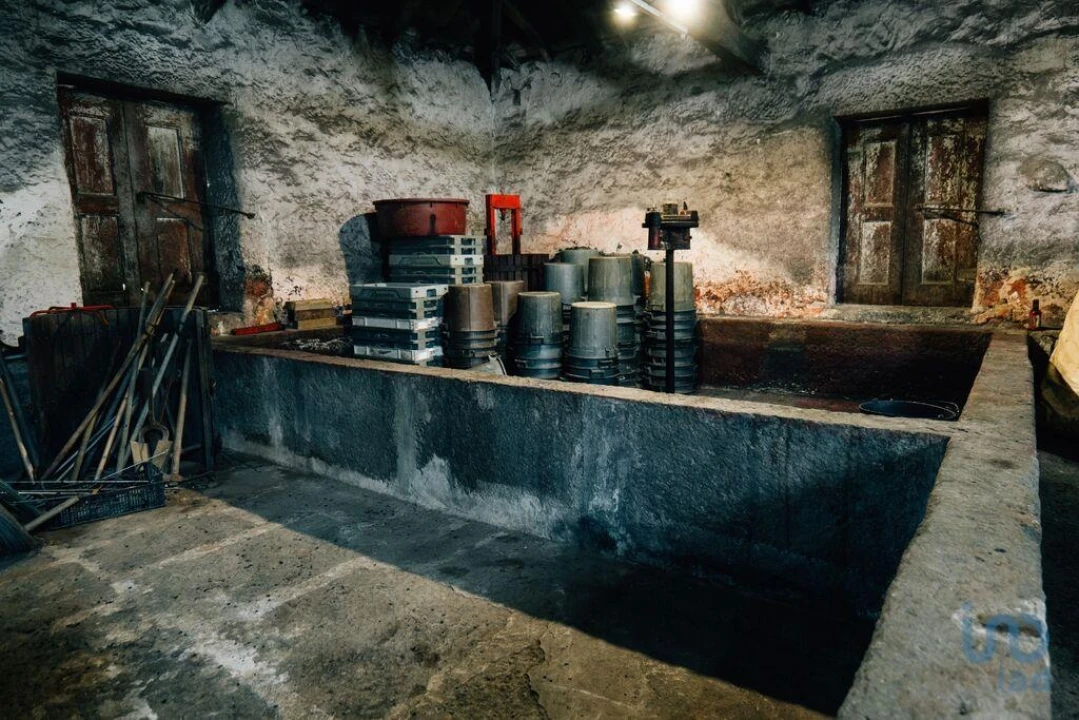 Moradia T16 para Venda em Cepões, Meijinhos e Melcões Foto 12