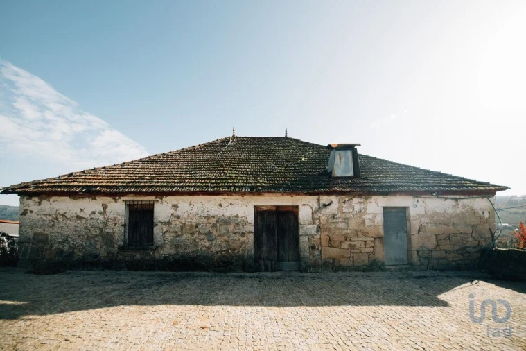 Moradia T16 para Venda em Cepões, Meijinhos e Melcões Foto 8