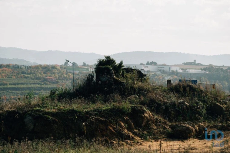 Moradia T16 para Venda em Cepões, Meijinhos e Melcões Foto 15