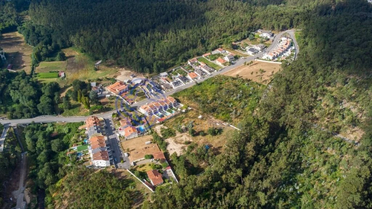 Terreno para Venda em Canedo, Vale e Vila Maior Foto 19
