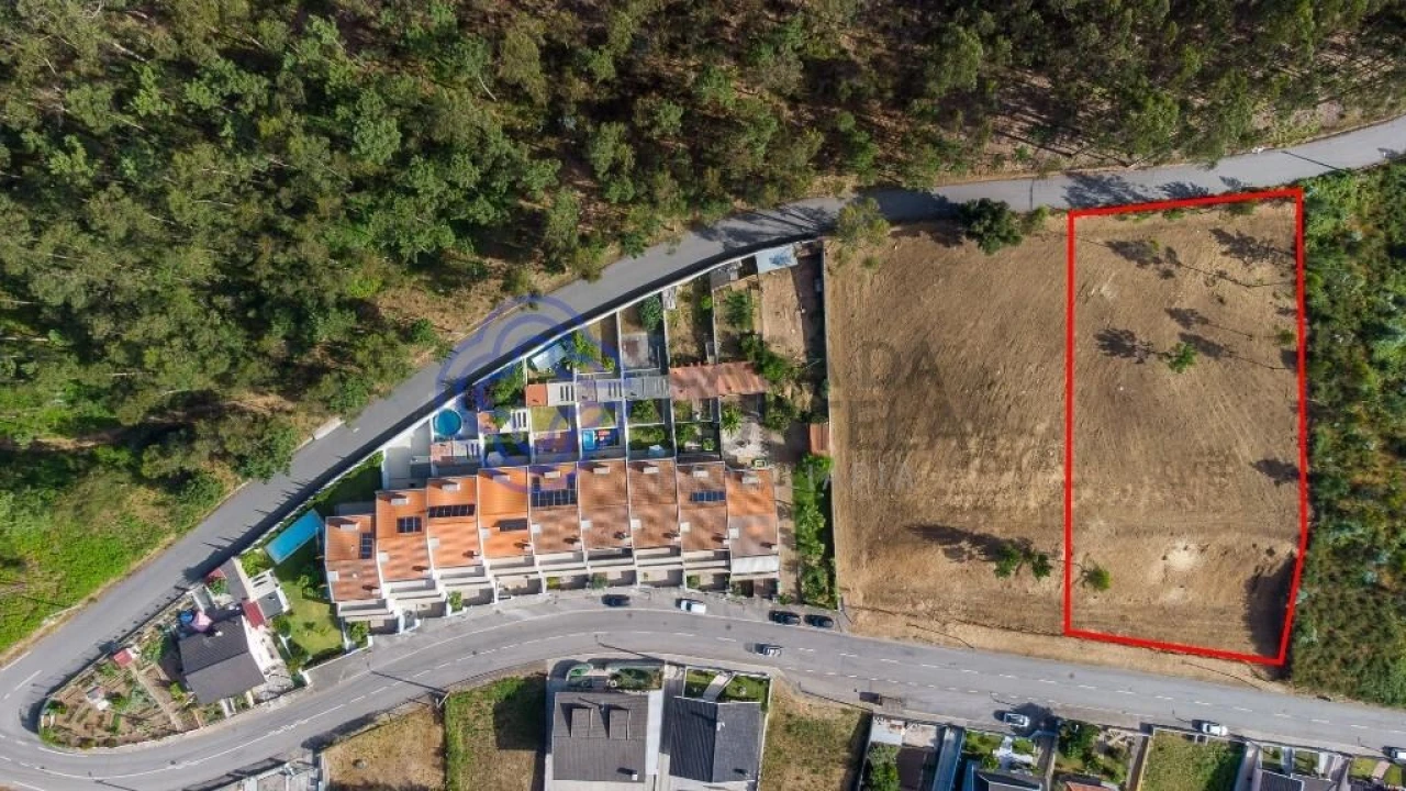 Terreno para Venda em Canedo, Vale e Vila Maior Foto 11