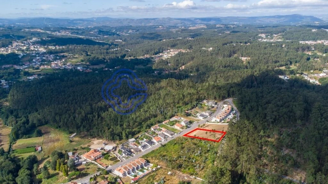 Terreno para Venda em Canedo, Vale e Vila Maior Foto 18