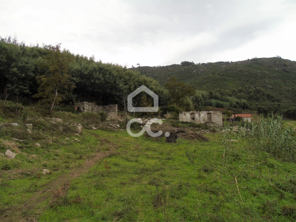 Quinta para Venda em Vale de Bouro Foto 1