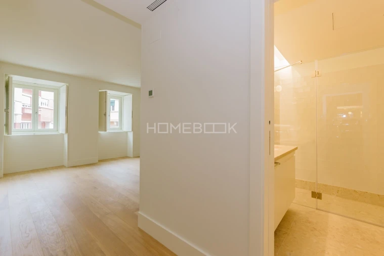 Apartamento T3 para Venda em Santo António Foto 16