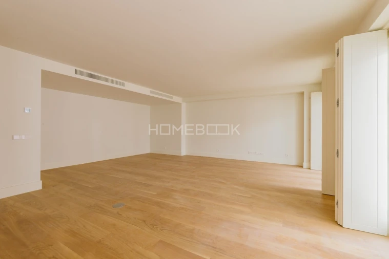 Apartamento T3 para Venda em Santo António Foto 3