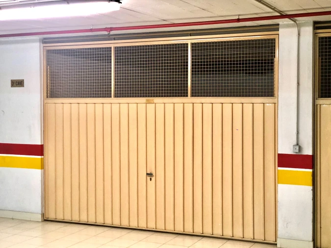 Garagem para Venda em Alvalade Foto 1