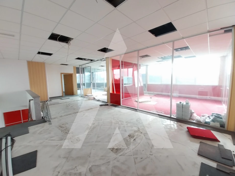 Armazém para Venda em Oliveira de Frades, Souto de Lafões e Sejães Foto 4