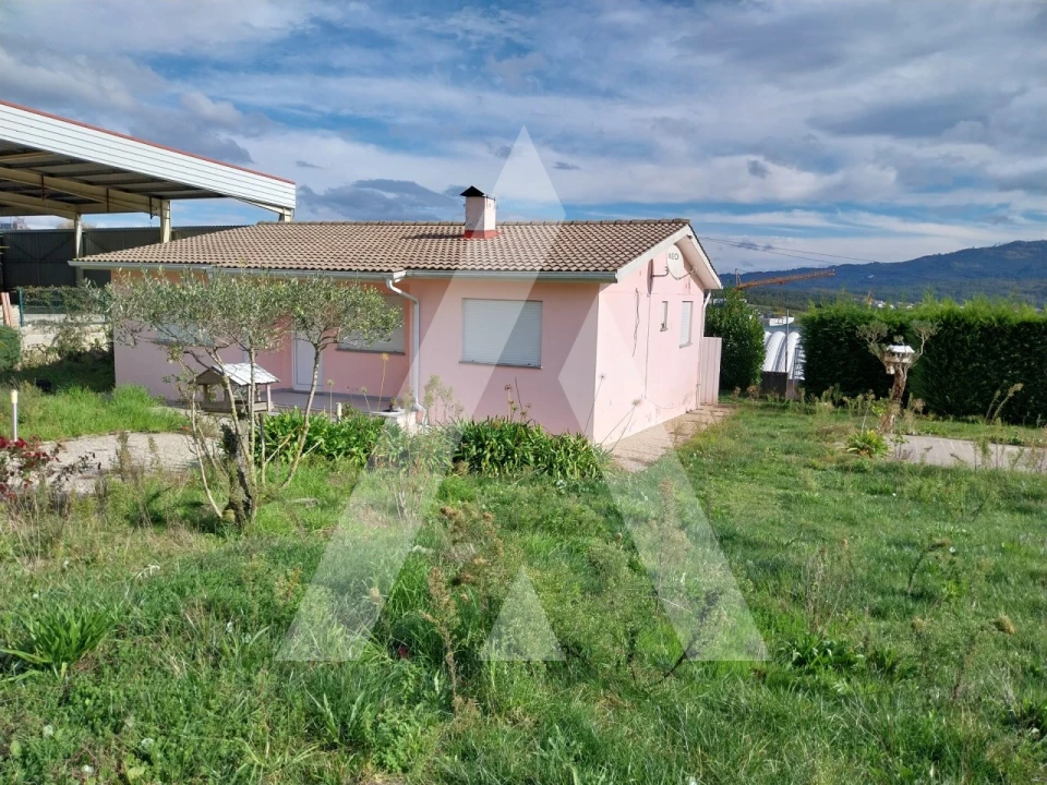 Armazém para Venda em Oliveira de Frades, Souto de Lafões e Sejães Foto 30
