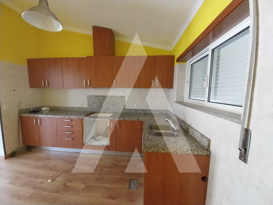 Armazém para Venda em Oliveira de Frades, Souto de Lafões e Sejães Foto 32