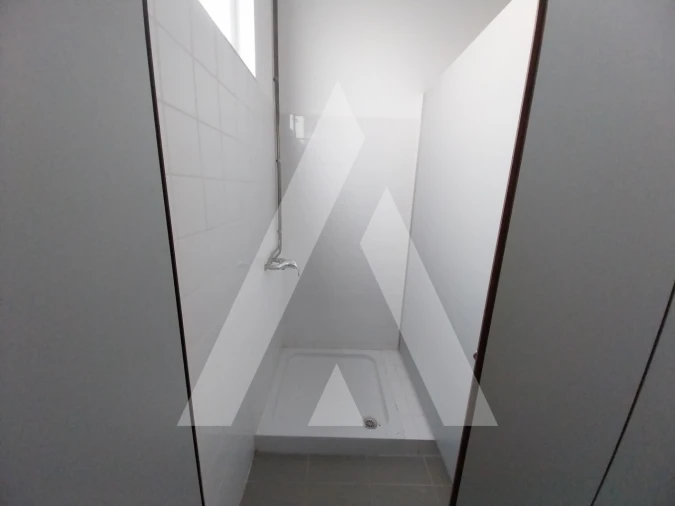 Armazém para Venda em Oliveira de Frades, Souto de Lafões e Sejães Foto 21