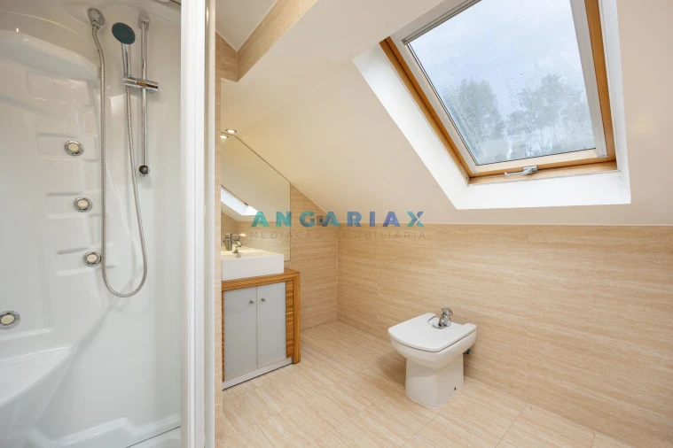 Moradia T4 para Venda em Pelariga Foto 38