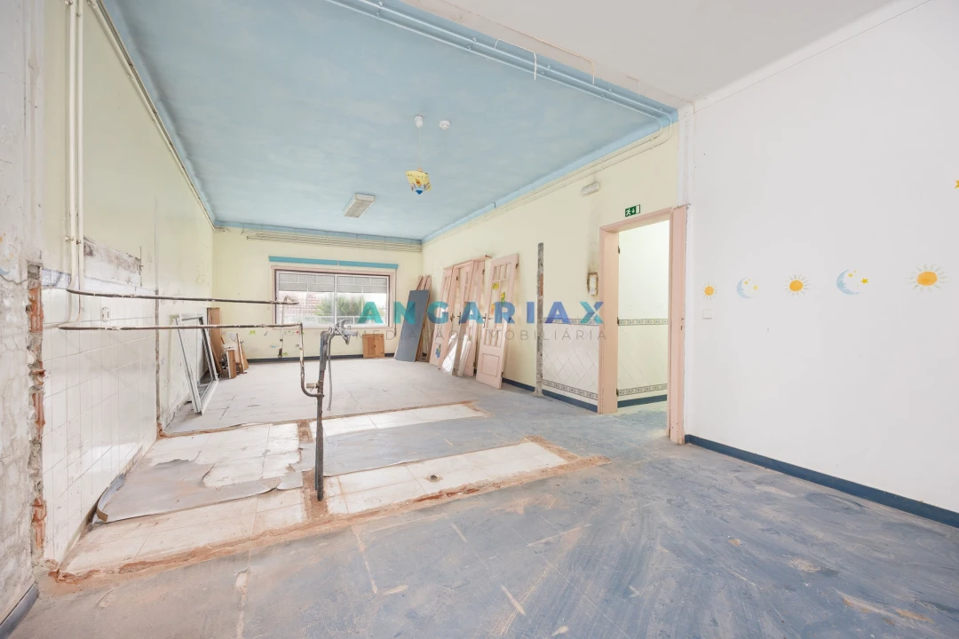 Moradia T4 para Venda em Pelariga Foto 10