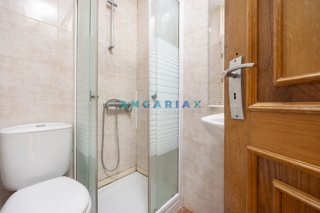 Moradia T4 para Venda em Pelariga Foto 28