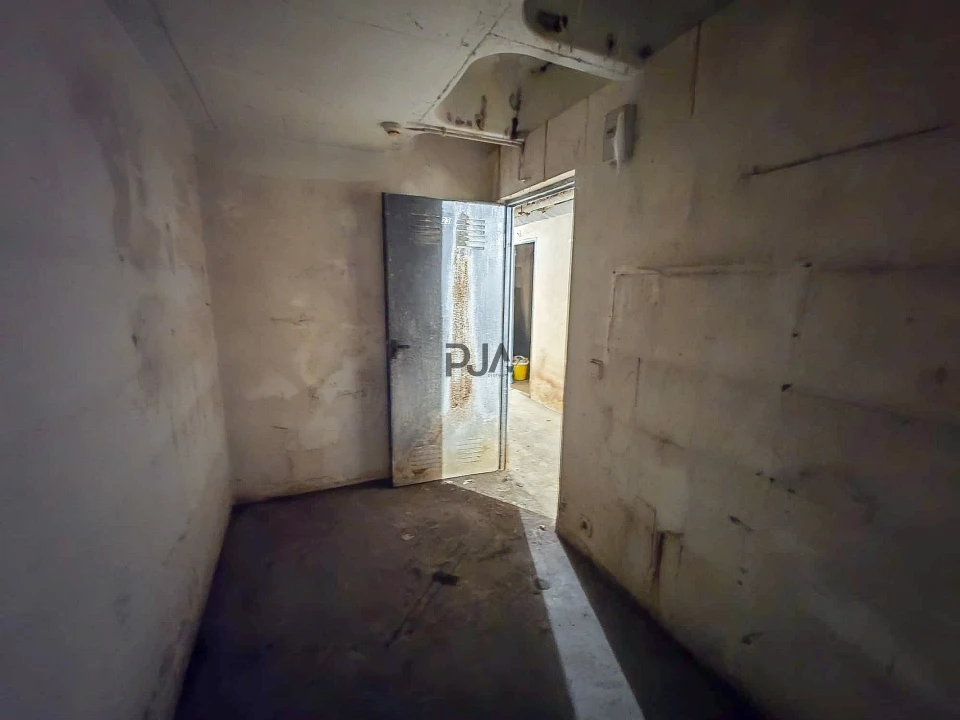 Armazém para Venda em Buarcos Foto 1