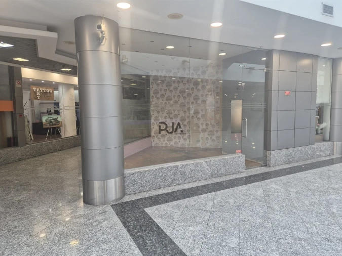 Loja para Arrendamento em Buarcos Foto 1