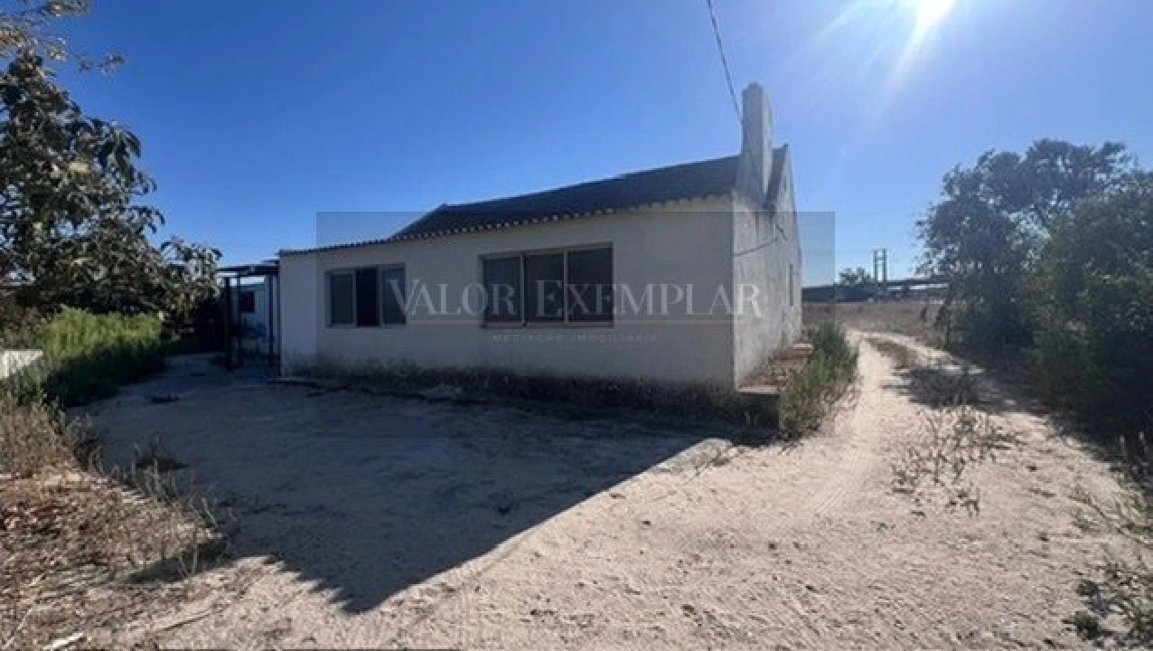 Moradia T4 para Venda em Alcochete Foto 2