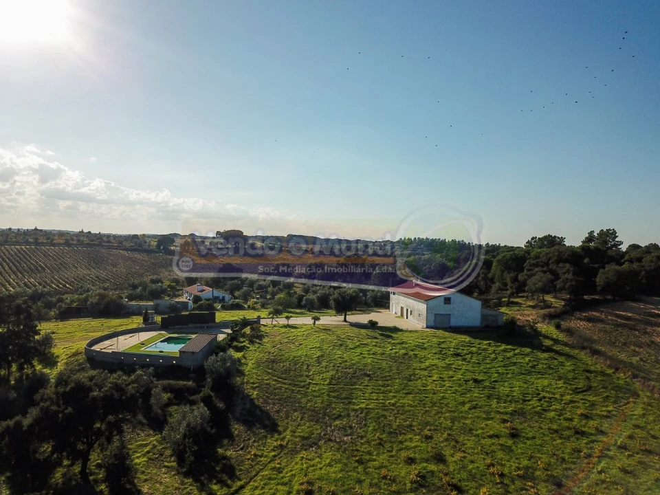 Quinta T3 para Venda em Cabeção Foto 1