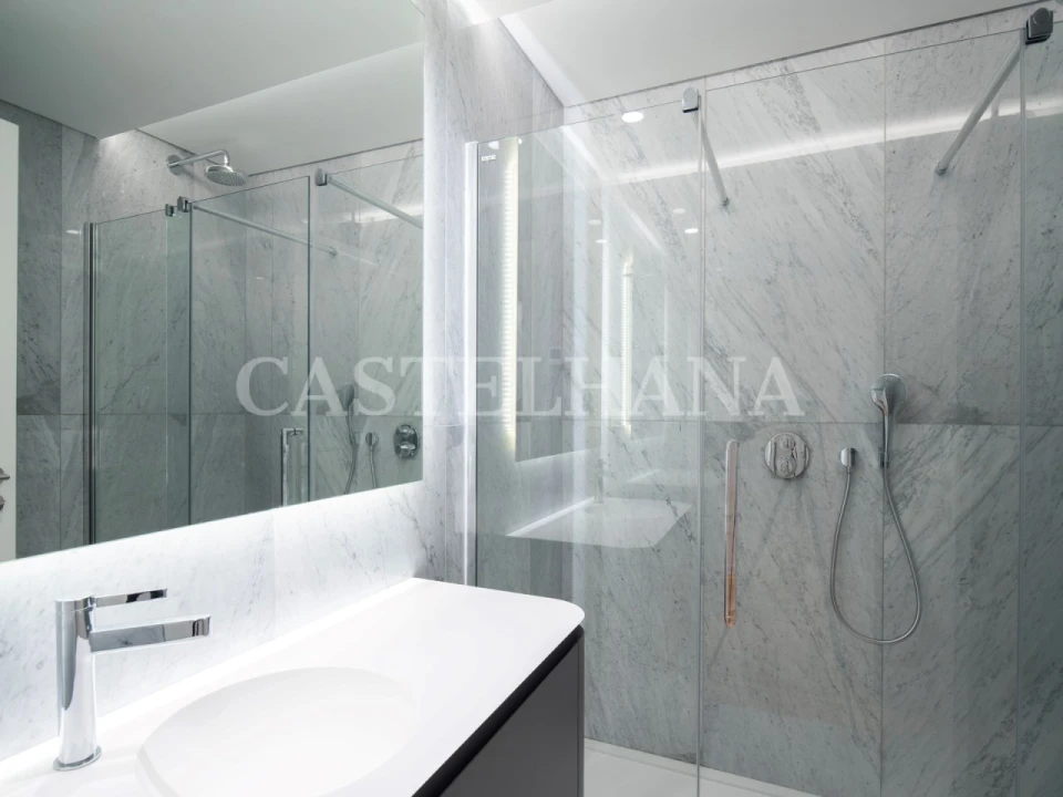 Apartamento T4 para Venda em Cascais e Estoril Foto 16