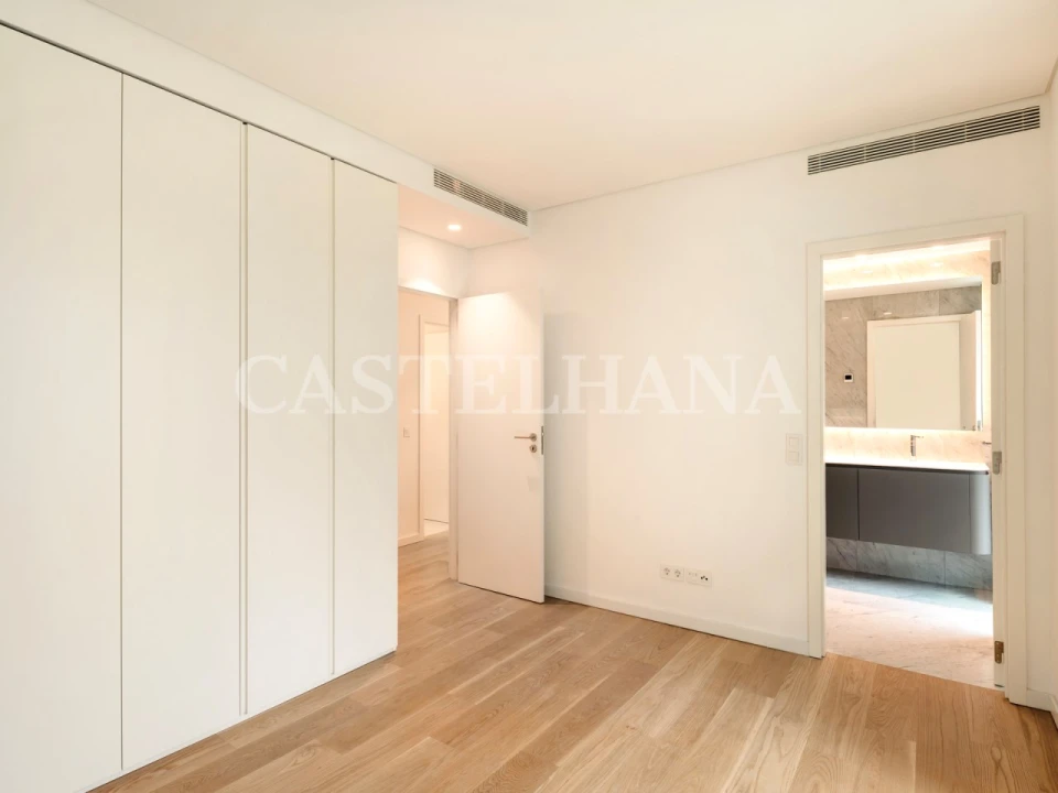 Apartamento T4 para Venda em Cascais e Estoril Foto 28