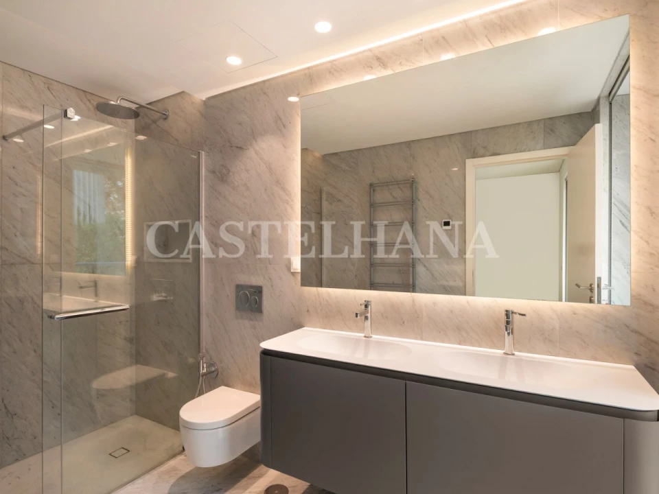 Apartamento T4 para Venda em Cascais e Estoril Foto 30