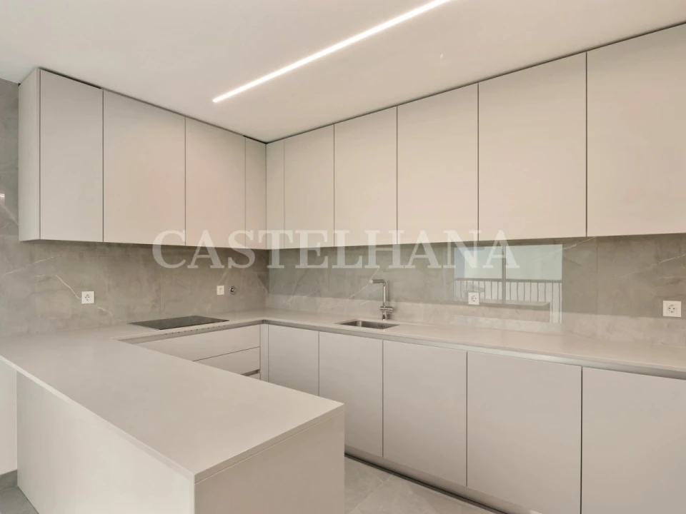 Apartamento T4 para Venda em Cascais e Estoril Foto 32