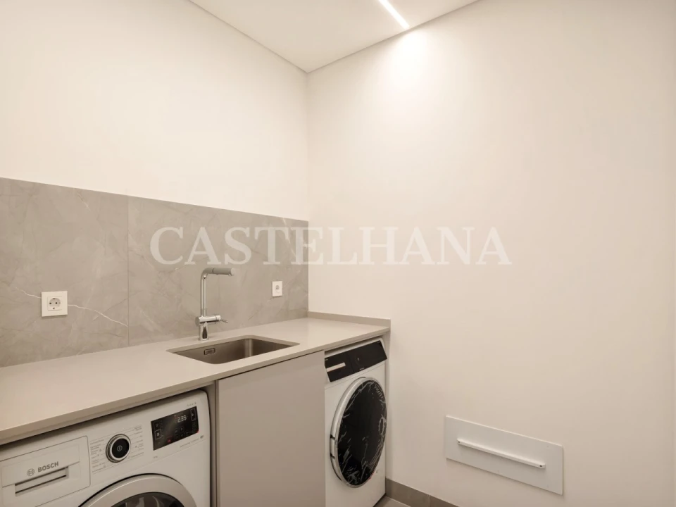 Apartamento T4 para Venda em Cascais e Estoril Foto 34